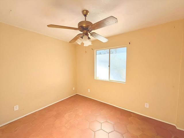 5161 Linda Lee Drive, Yucca Valley, CA 92284