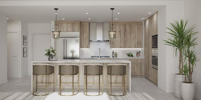 325 GOLDEN GATE POINT 604, Sarasota, FL 34236