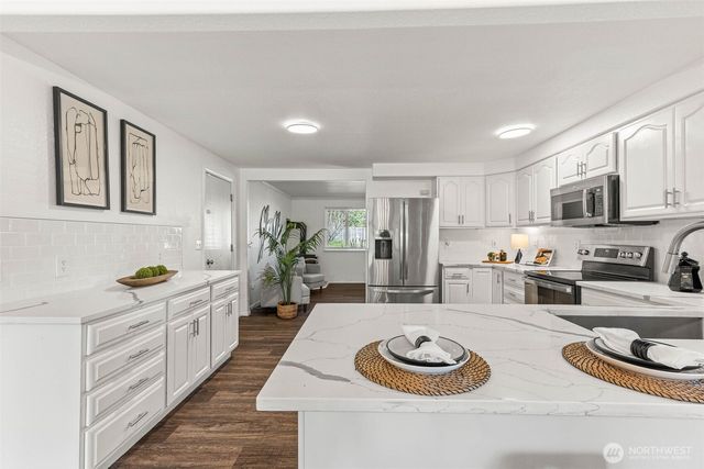 3641 Oxford Loop SE, Olympia, WA 98503