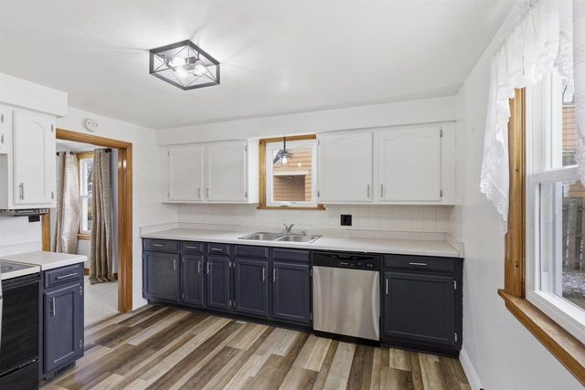 308 S BIRCH STREET, Kimberly, WI 54136