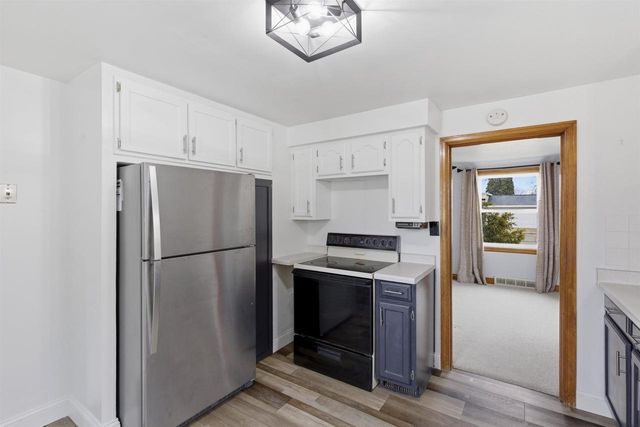 308 S BIRCH STREET, Kimberly, WI 54136