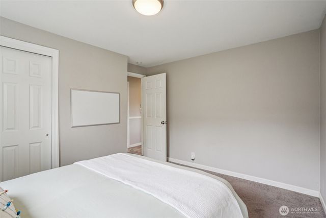 3709 NE 9th Court, Renton, WA 98056