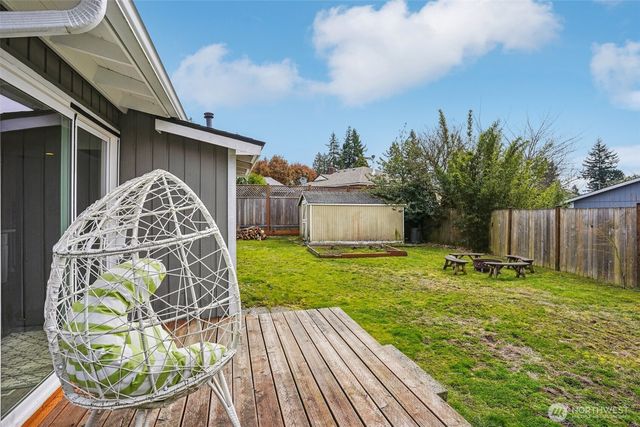 3709 NE 9th Court, Renton, WA 98056
