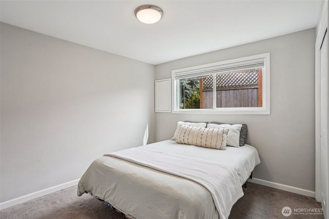 3709 NE 9th Court, Renton, WA 98056