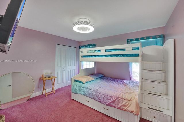 3187 Beechberry Cir, Davie, FL 33328