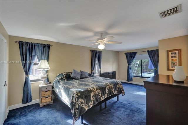 3187 Beechberry Cir, Davie, FL 33328