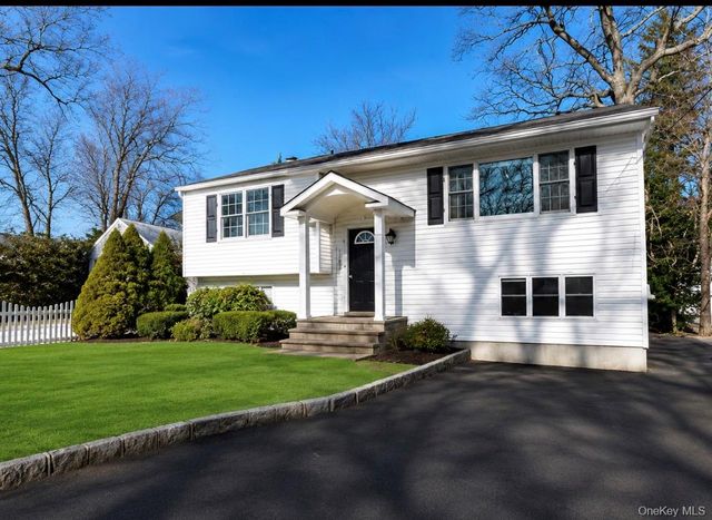 13A Homeland Drive, Huntington, NY 11743