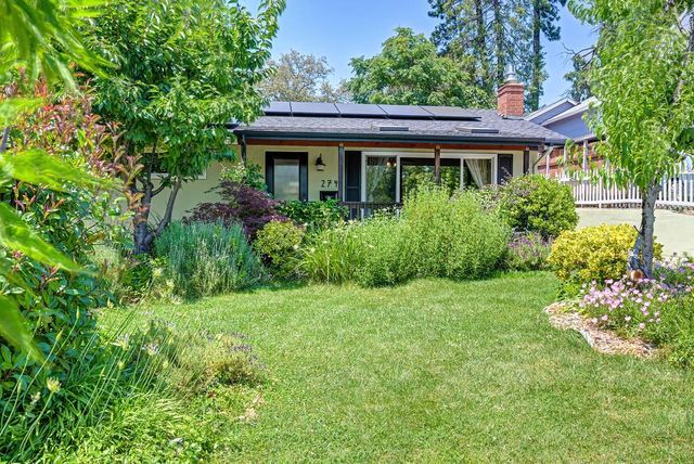274 Sawyer St, Auburn, CA 95603
