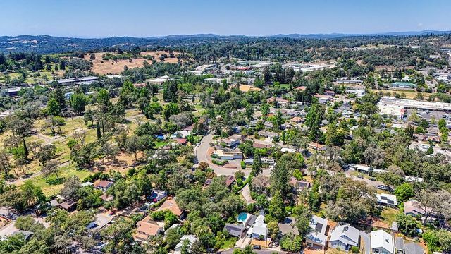 274 Sawyer St, Auburn, CA 95603