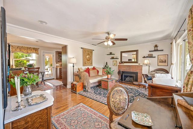 274 Sawyer St, Auburn, CA 95603