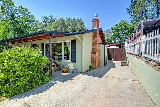274 Sawyer St, Auburn, CA 95603