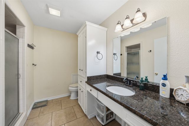 3662 ACR 359, Palestine, TX 75803