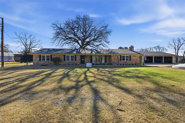 3662 ACR 359, Palestine, TX 75803