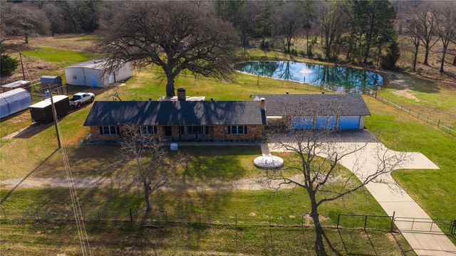 3662 ACR 359, Palestine, TX 75803