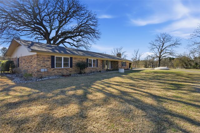 3662 ACR 359, Palestine, TX 75803
