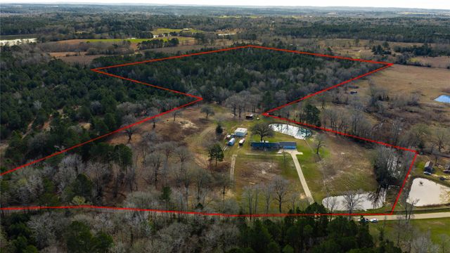 3662 ACR 359, Palestine, TX 75803