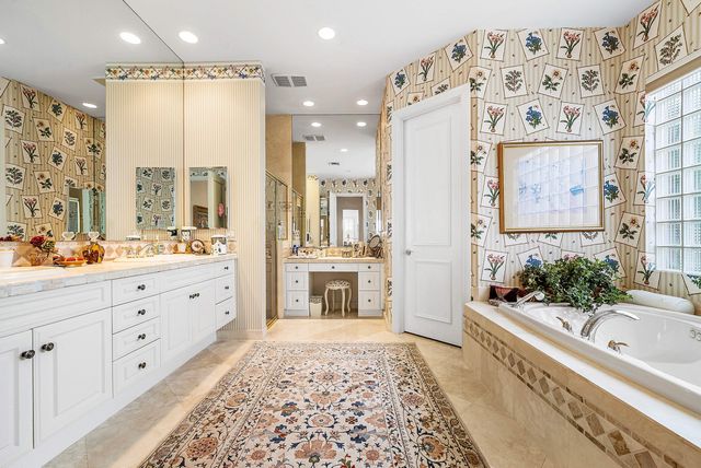 155 Vintage Isle Lane, Palm Beach Gardens, FL 33418