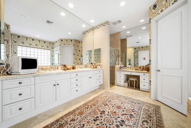 155 Vintage Isle Lane, Palm Beach Gardens, FL 33418