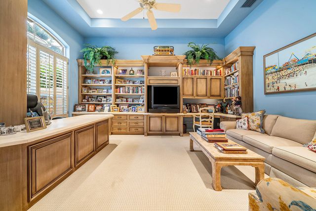 155 Vintage Isle Lane, Palm Beach Gardens, FL 33418