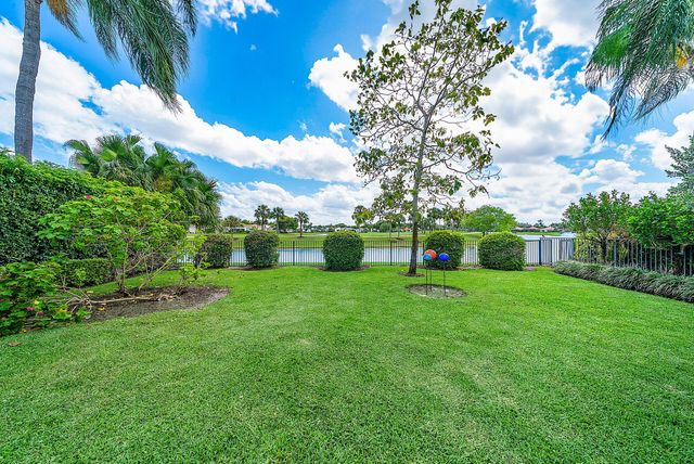 155 Vintage Isle Lane, Palm Beach Gardens, FL 33418