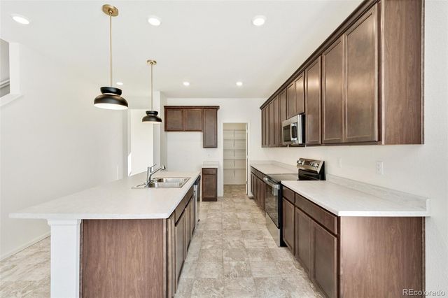 2215 Farmlore Drive, Brighton, CO 80601