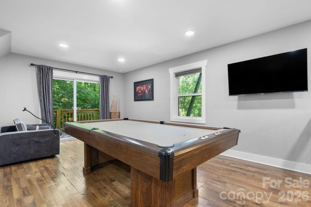 549 Clubhouse Drive, Banner Elk, NC 28604