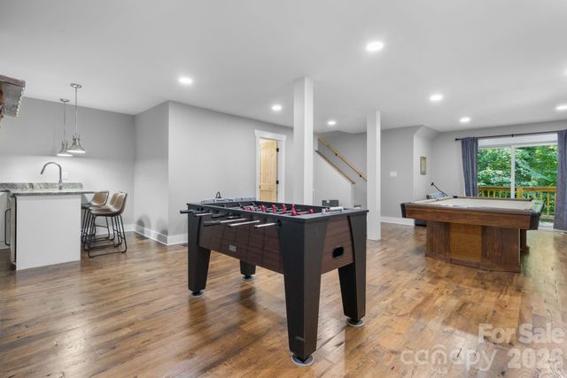 549 Clubhouse Drive, Banner Elk, NC 28604