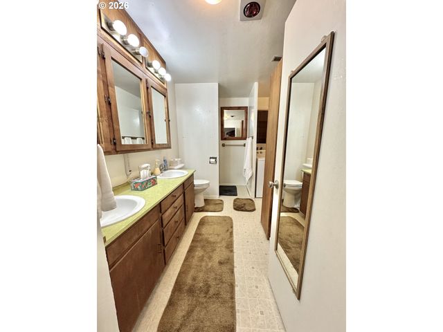 1205 Oregon St, Port Orford, OR 97465