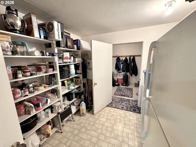 1205 Oregon St, Port Orford, OR 97465