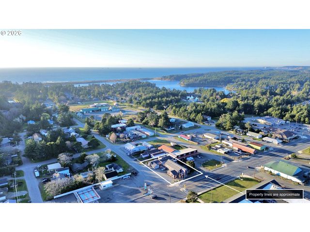1205 Oregon St, Port Orford, OR 97465