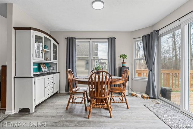 185 Laura Lane, Linden, MI 48451