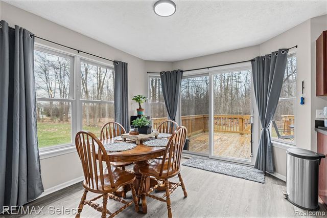 185 Laura Lane, Linden, MI 48451