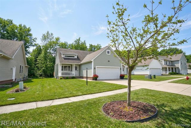 185 Laura Lane, Linden, MI 48451