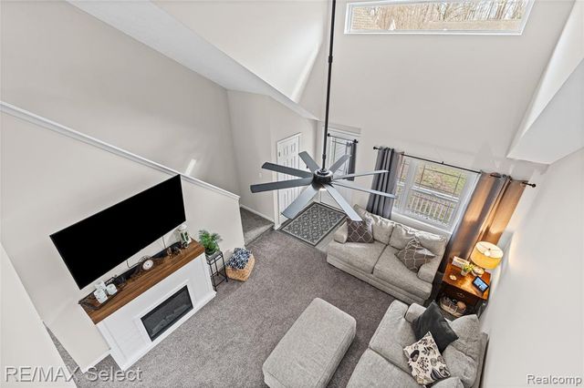 185 Laura Lane, Linden, MI 48451