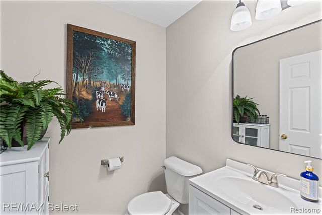 185 Laura Lane, Linden, MI 48451