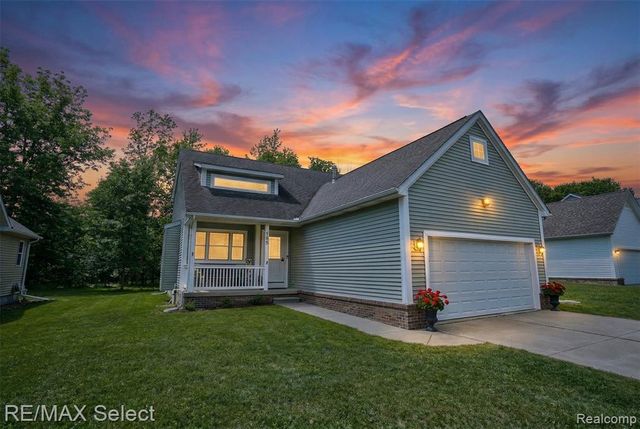 185 Laura Lane, Linden, MI 48451