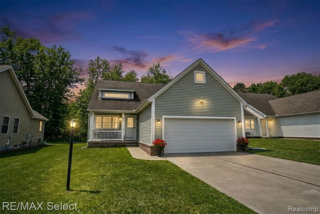 185 Laura Lane, Linden, MI 48451