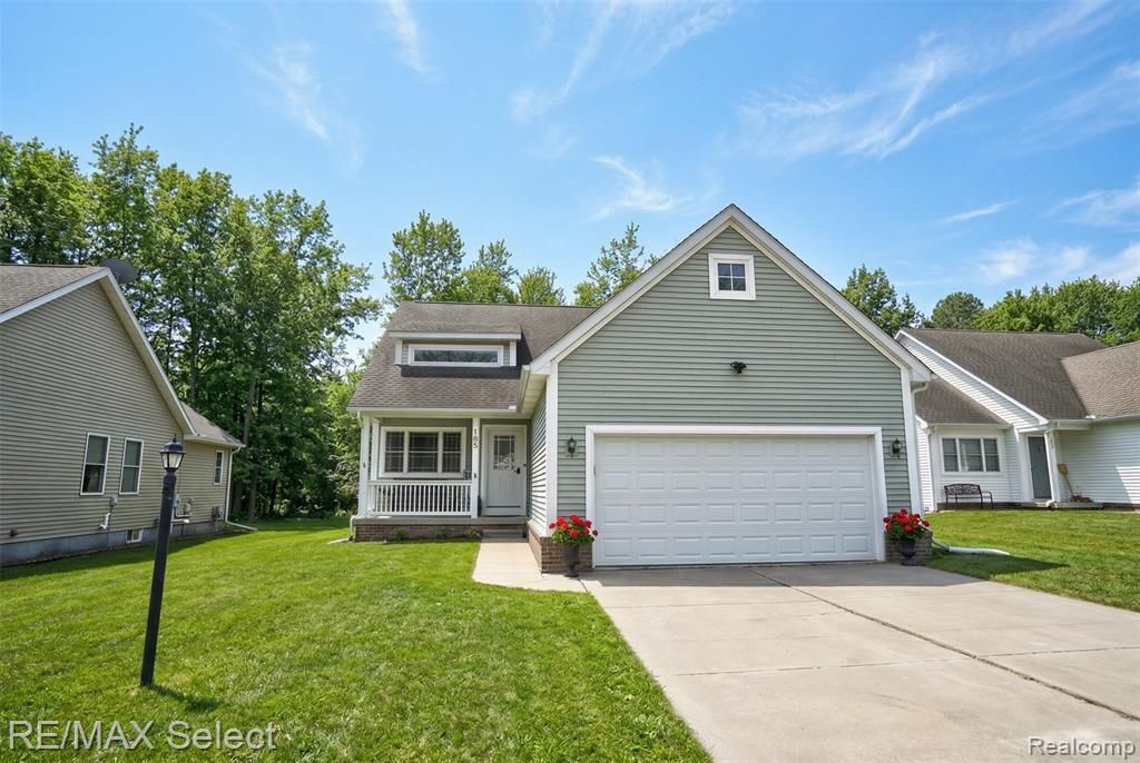 185 Laura Lane, Linden, MI 48451