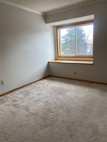 14391 Hickory Way, Apple Valley, MN 55124