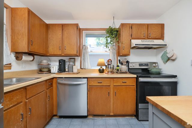 2520 Brockman Street, Manhattan, KS 66502