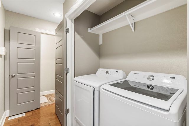 5307 S Bellview, Rogers, AR 72758