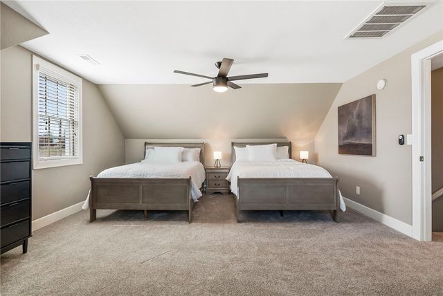 5307 S Bellview, Rogers, AR 72758