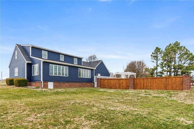 5307 S Bellview, Rogers, AR 72758