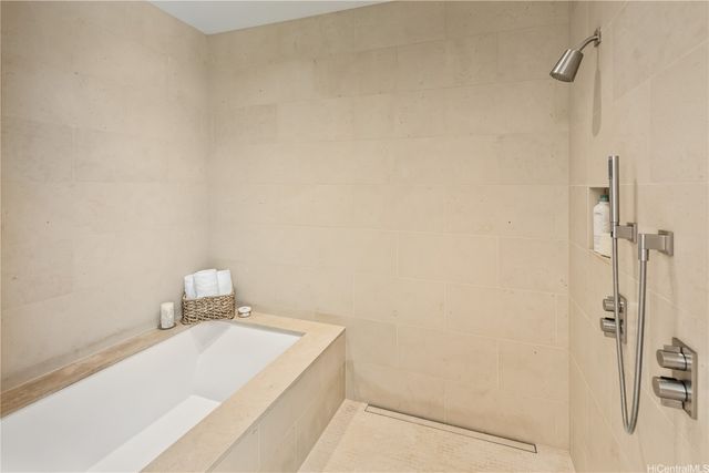 1388 Ala Moana Boulevard 6805, Honolulu, HI 96814