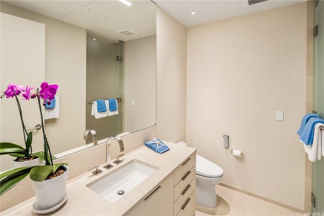 1388 Ala Moana Boulevard 6805, Honolulu, HI 96814