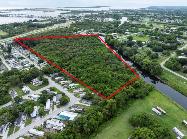 2100 N Us Hwy 1, Fort Pierce, FL 34945