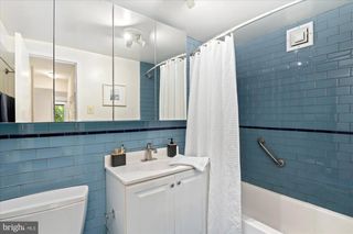 5410 CONNECTICUT AVE NW #302, Washington, DC 20015