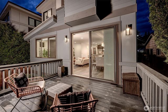 11421 NE 88th Street, Kirkland, WA 98033