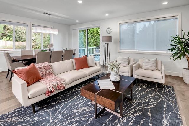 11421 NE 88th Street, Kirkland, WA 98033