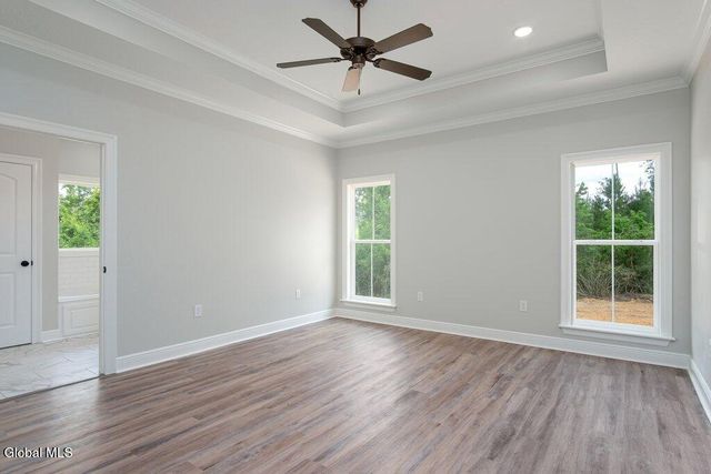 27 Hidden Pond Way, Moreau, NY 12831